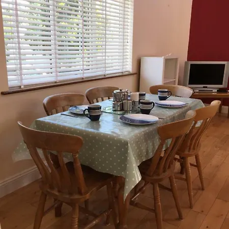 13 Dunmore Holiday Villas * Dunmore East